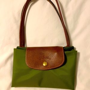 Lonhchamp Le Pliage Handbag